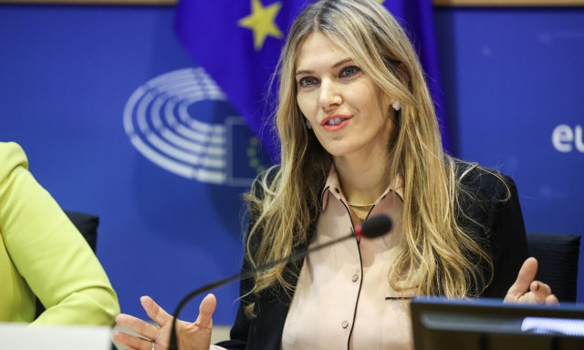 Daily Mail: Εύα Καϊλή, το glamour girl της ΕΕ - Η χλιδάτη ζωή