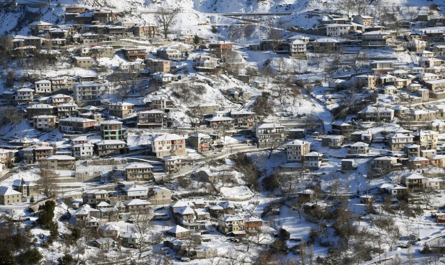 Χριστούγεννα - Πρωτοχρονιά: Θα «βουλιάξουν» οι χειμερινοί προορισμοί