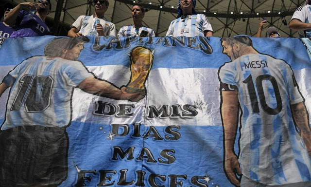 Μουντιάλ 2022: Στους δρόμους της Αργεντινής για να γίνει ο Μέσι… Μαραντόνα