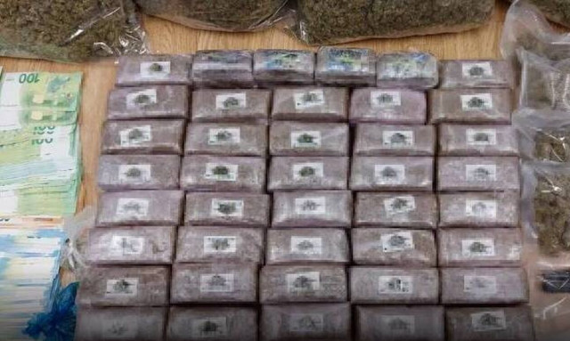 Συνελήφθησαν Έλληνες δάσκαλοι ως μέλη οργάνωσης διακίνησης ναρκωτικών