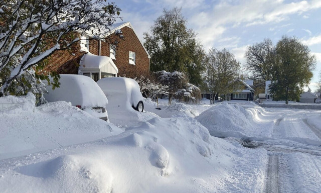 Κακοκαιρία ΗΠΑ: Νεκροί, ζημιές και εκατομμύρια σε «κόκκινο συναγερμό»