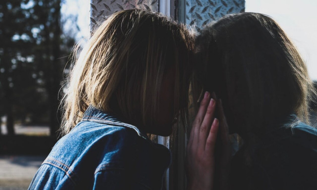 Προφυλακίστηκαν 2 εκ των 5 μαθητών για απόπειρα βιασμού της 14χρονης