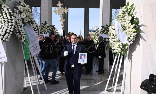 Γιάννης Διακογιάννης: Πλήθος κόσμου στο τελευταίο «αντίο»