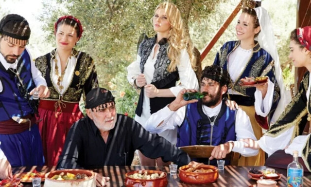 Παραδοσιακά εδέσματα που θα φας στα χωριά της Κρήτης τα Χριστούγεννα