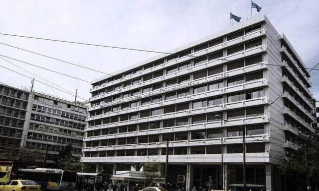 Ανοίγει παράθυρο για έξτρα μέτρα στήριξης το 2023