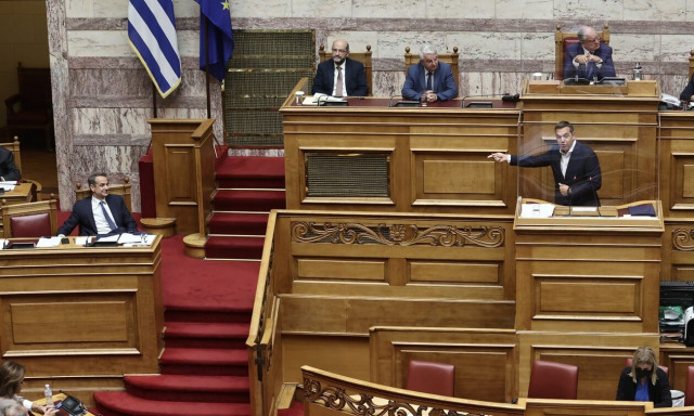 Προϋπολογισμός 2023: LIVE οι ομιλίες των πολιτικών αρχηγών