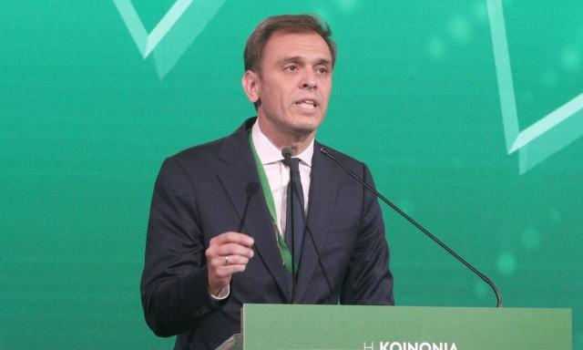 Food pass - Μάντζος: «Ανεπαρκές, δεν βγαίνει η συνταγή»