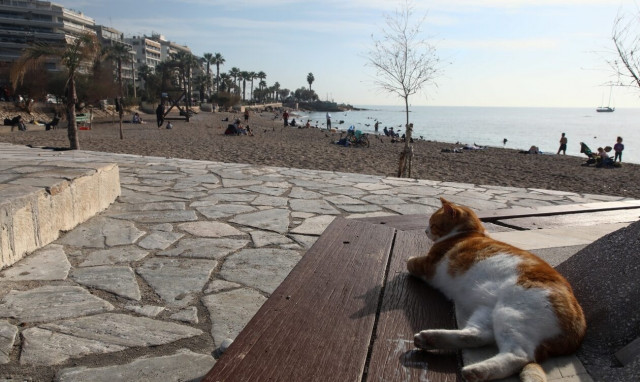 Καιρός: Μετά τις παραλίες έρχονται βροχές και καταιγίδες