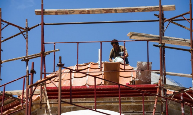Αδειοδωρόσημο: Πλησιάζει η πληρωμή σε 66.193 εργατοτεχνίτες οικοδόμους