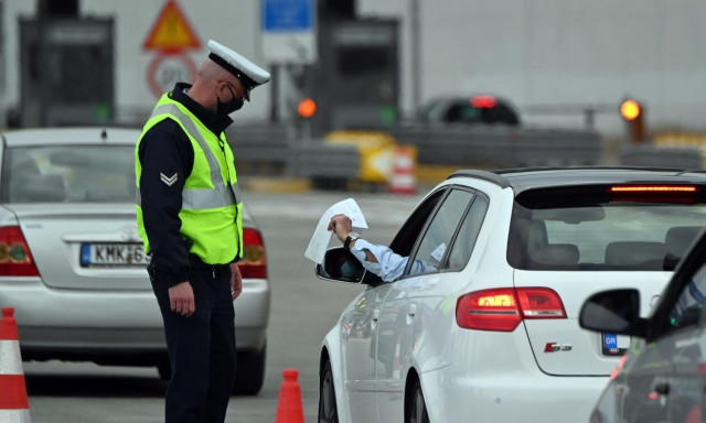 Τροχαία: Αυτά είναι τα έκτακτα μέτρα για την έξοδο των Χριστουγέννων