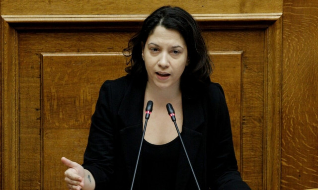 Και η Μπακοδήμα στον ΣΥΡΙΖΑ - 88 πλέον οι βουλευτές του κόμματος