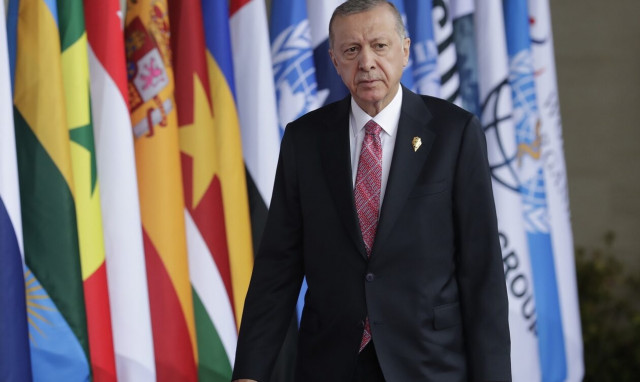 Ερντογάν: Αποφάσισε τη γρήγορη προμήθεια του βασιλικού πυραύλου