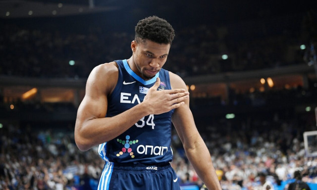 Γιάννης Αντετοκούνμπο: Βραβεύθηκε για τη φιλανθρωπική του δράση