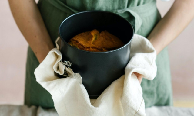 Ηράκλειο: Βρήκε ανάλατο το φαΐ και το έφερε στο κεφάλι της συζύγου του