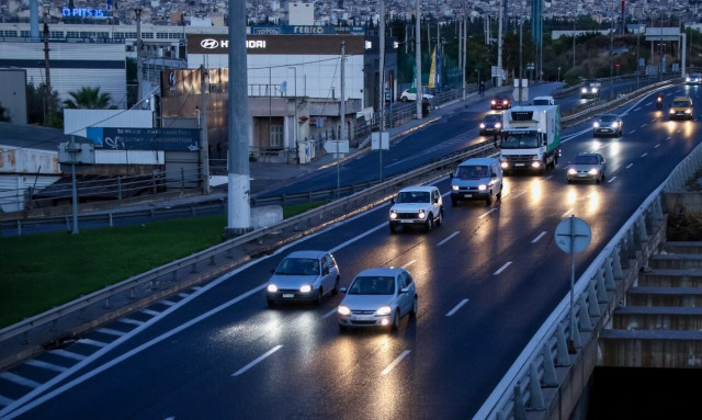 Τροχαίο στον Κηφισό - Κίνηση από νωρίς στους δρόμους