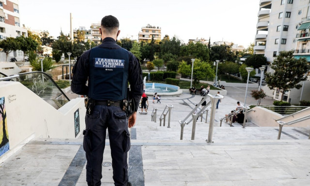 Νέα Σμύρνη: Συμμορία ανηλίκων ξυλοκόπησε νεαρό-Υπέστη κάταγμα στη μύτη