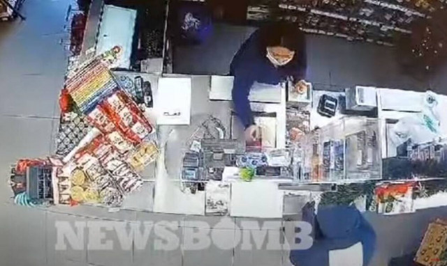 Βίντεο-ντοκουμέντο: Καρέ-καρέ η δράση συμμορίας ληστών του Χαλανδρίου