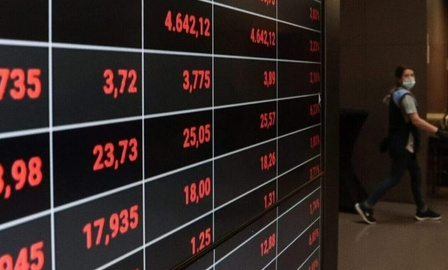 Στο 4,4% η απόδοση του ελληνικού δεκαετούς ομολόγου