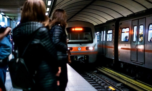 Μέσα μαζικής μεταφοράς:  Πώς θα κινηθούν στις γιορτές