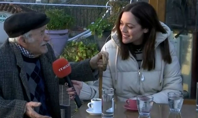 To μυστικό μακροζωίας του κυρ-Φώτη είναι «οι γκομενίτσες»