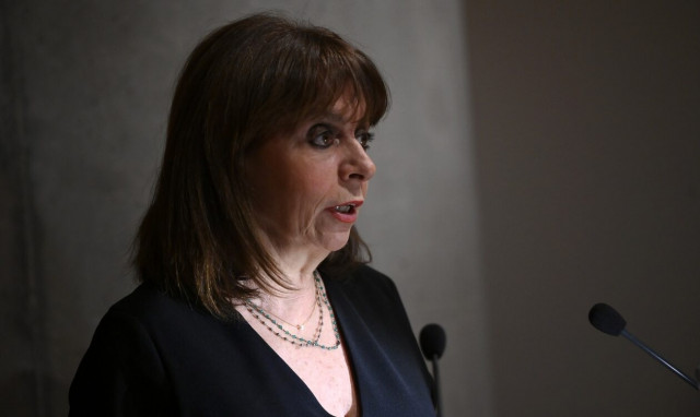 President Sakellaropoulou sends holiday wishes to Greeks abroad