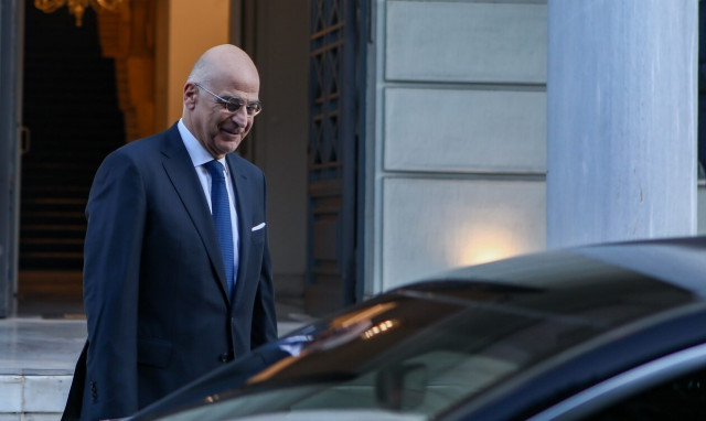 Dendias: Greece conveys a message of calm and determination