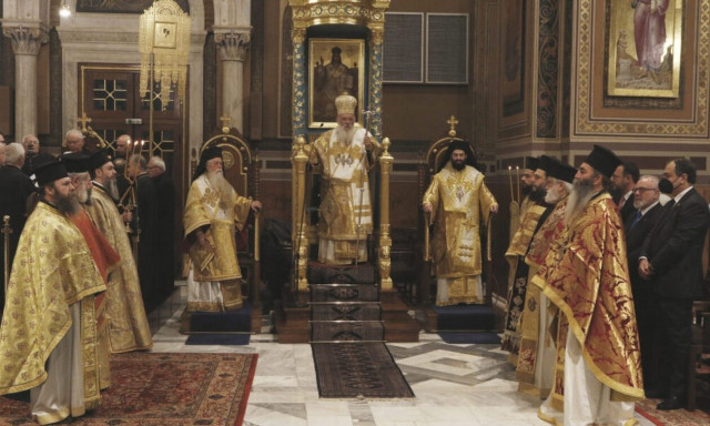 Χριστούγεννα στη Μητρόπολη Αθηνών - Μήνυμα Ιερώνυμου