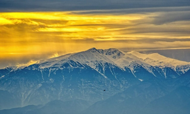 Climber that fell in gorge on Mt Olympus recovered unconscious