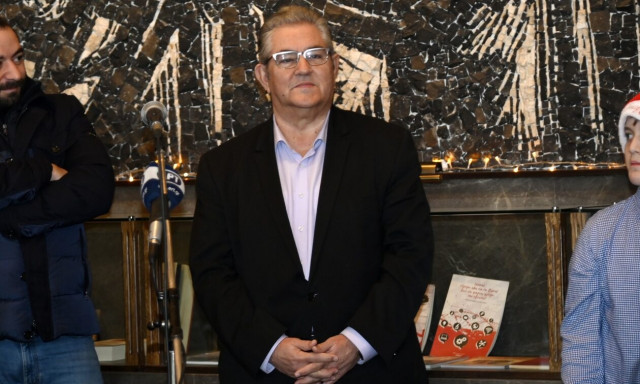 KKE Koutsoumbas visits retirement home in Stylida