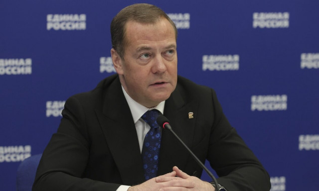 Μεντβέντεφ: Τέταρτο Ράιχ και εμφύλιος στις ΗΠΑ προβλέπεται για το 2023