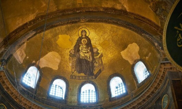 Σαν σήμερα το 537μ.Χ τα εγκαίνια της Αγίας Σοφίας