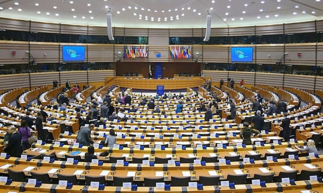 Qatar Gate: Άρση ασυλίας για 3 ευρωβουλευτές – «Έρχεται Marocco Gate»