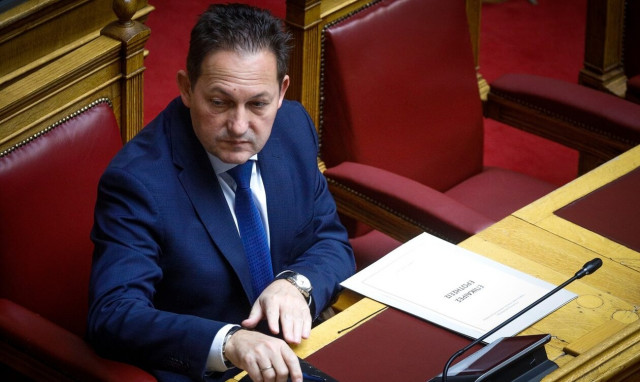 Πέτσας: Τι είπε για τις εκλογές και το προσοντολόγιο των ηθοποιών