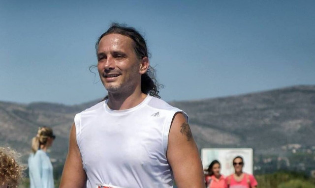 Κώστας Βαρουχάκης στο Newsbomb.gr: Έτσι έσωσα τη γυναίκα από πνιγμό