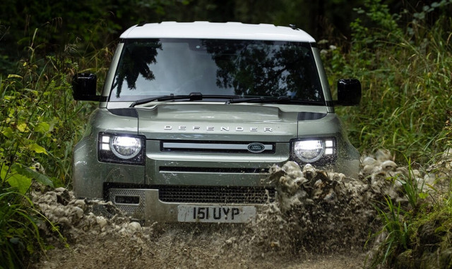 H Land Rover ετοιμάζει ηλεκτρικό Defender