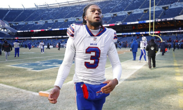 «Πάγωσε» το NFL: Παίκτης κατέρρευσε μετά απο σύγκρουση με αντίπαλο