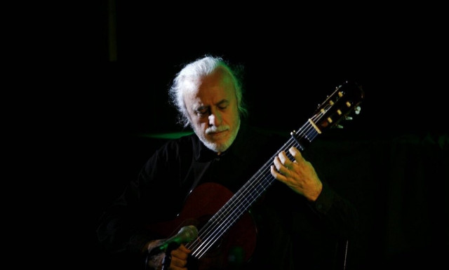 Όταν ο Νότης Μαυρουδής αποχαιρετούσε τον Μίκη μέσω του Newsbomb.gr