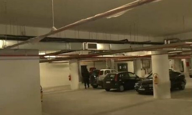 Βέροια: Η στιγμή που η 29χρονη φτάνει στον ανακριτή