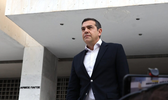 SYRIZA: PM didn't dare' to expel Himaras but kept him in New Democracy
