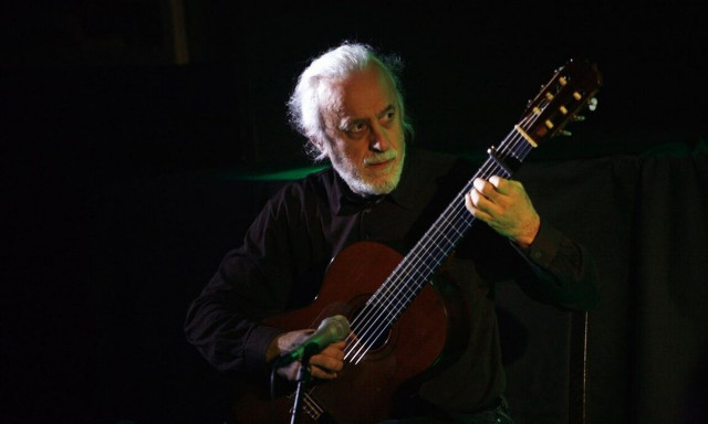 O Νότης Μαυρουδής για τα δύο πρώτα χρόνια της ζωής του μέσα στη φυλακή