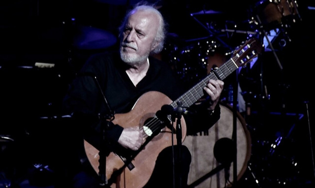 Οι καλλιτέχνες αποχαιρετούν συντετριμμένοι τον σπουδαίο Νότη Μαυρουδή