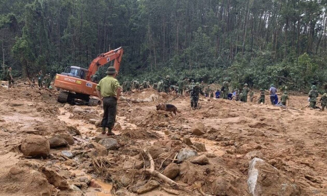 Θλίψη στο Βιετνάμ: Πέθανε ο 10χρονος εγκλωβίστηκε σε κολώνα οικοδομής