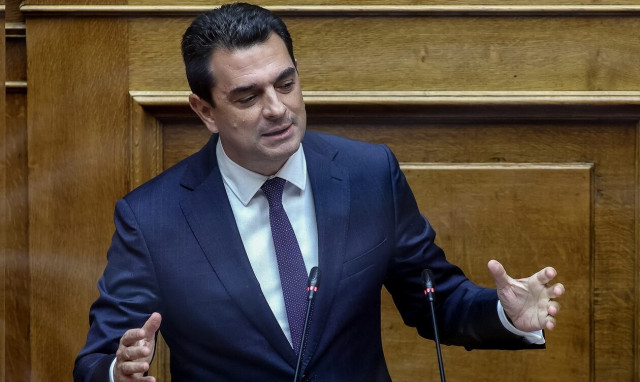 Σκρέκας: Η Ελλάδα έχει πιο φθηνές τιμές στο ρεύμα και τον Δεκέμβριο