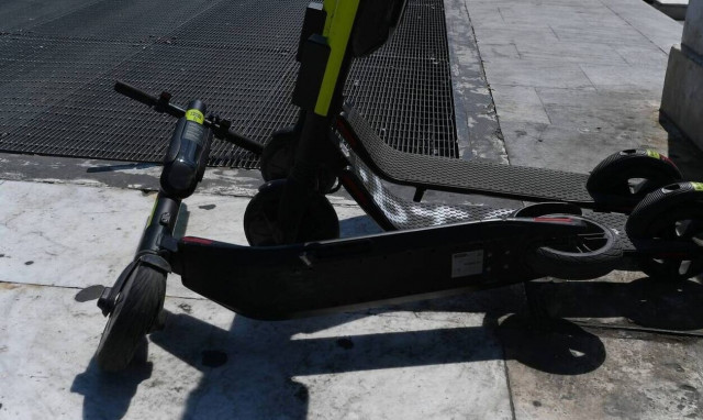 ΕΛ.ΑΣ: Εξαρθρώθηκε συμμορία που ρήμαζε ηλεκτρονικά πατίνια στην Αττική