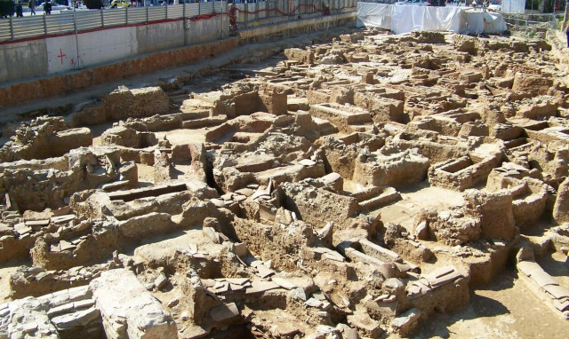 Θεσσαλονίκη: Εντυπωσιακές εικόνες από τις αρχαιότητες στο μετρό