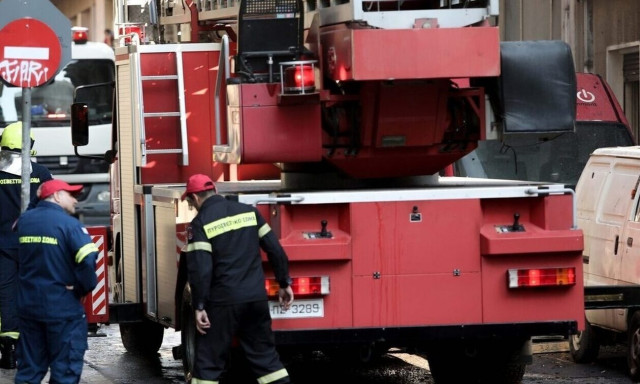 Στην κυκλοφορία ξανά η Λιοσίων μετά την πυρκαγιά που ξέσπασε