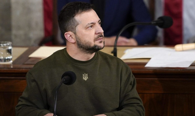 Η εκεχειρία έληξε και ο Ζελένσκι κατηγορεί τη Μόσχα ότι δεν την τήρησε