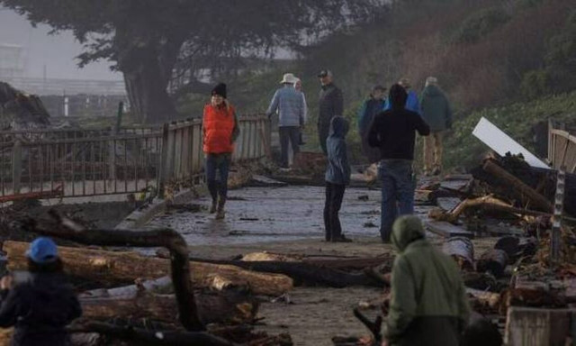 Καλιφόρνια: Χιλιάδες νοικοκυριά χωρίς ρεύμα λόγω κακοκαιρίας