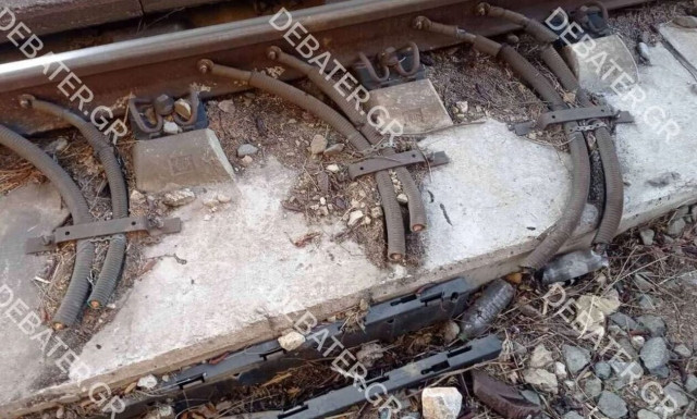 Ξήλωσαν και έκλεψαν καλώδια του Ηλεκτρικού