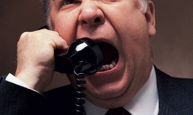 Έρχονται επιεικέστερες ποινές για τις εταιρείες ενημέρωσης οφειλετών